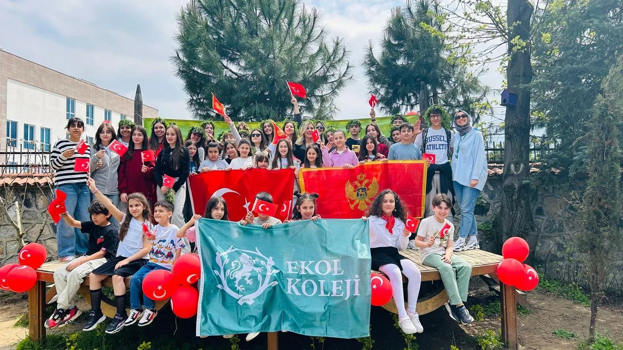 Ekol Koleji’nden Uluslararası “Kardeşlik Köprüsü” Hamlesi